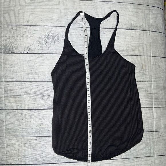 Lululemon 105 Singlet Tank Top Black Micro-stripes Racerback Sweat-wicking sz 4 - Picture 4 of 5